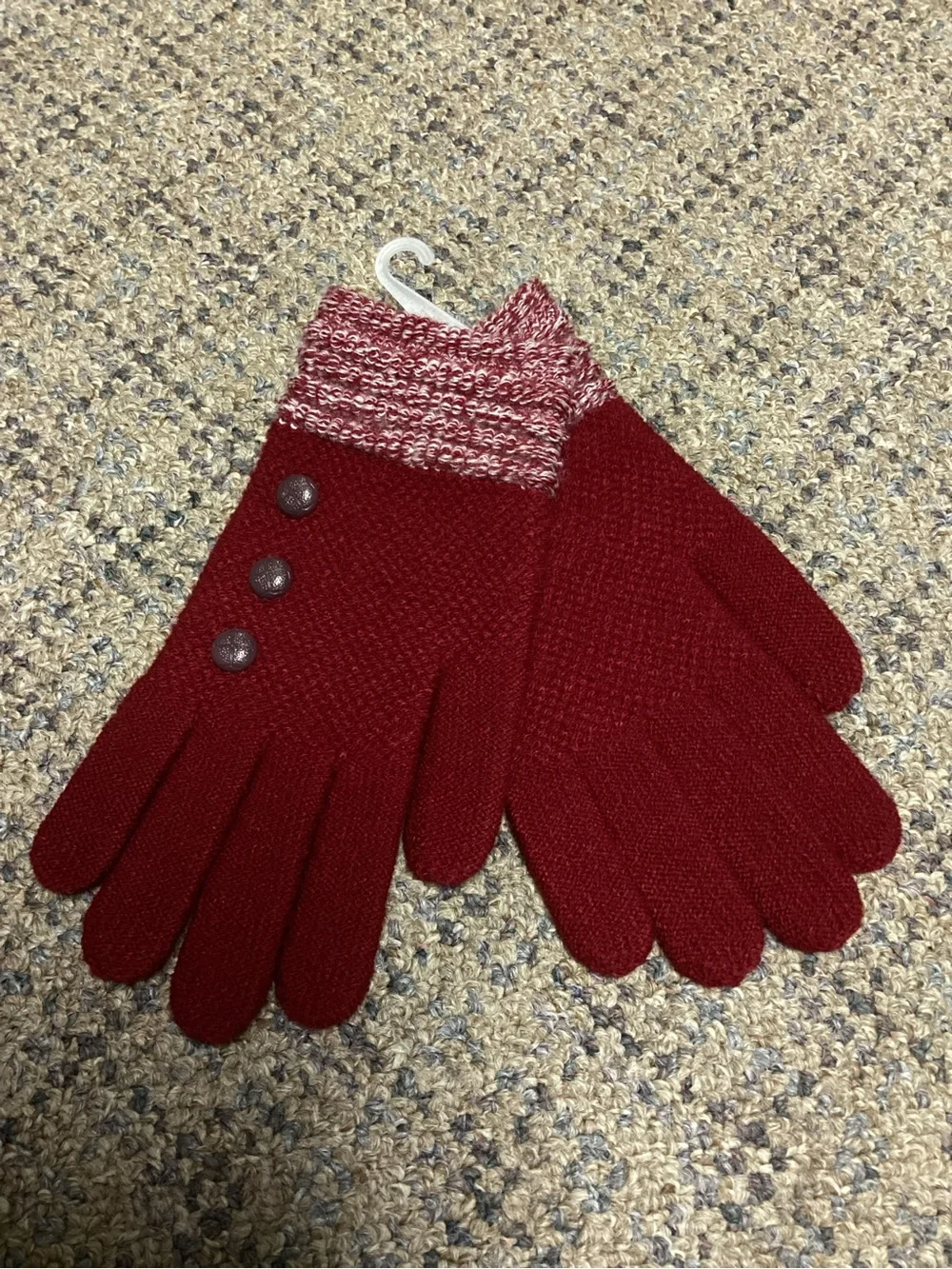 Britt’s Knits Classic Dark Red Knit Women’s Gloves with Button Detail * OSFM NWT